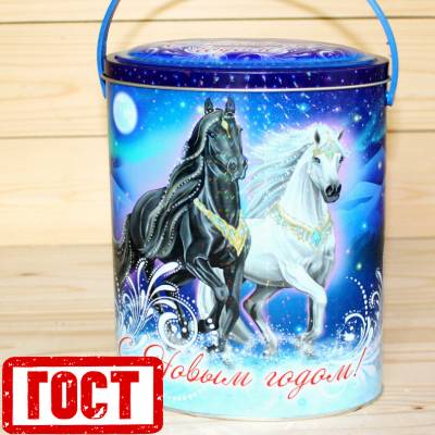 Сладкий новогодний подарок по ГОСТу в жестяной упаковке в Верее